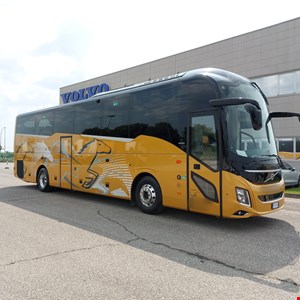 volvo 54 posti anno 2026